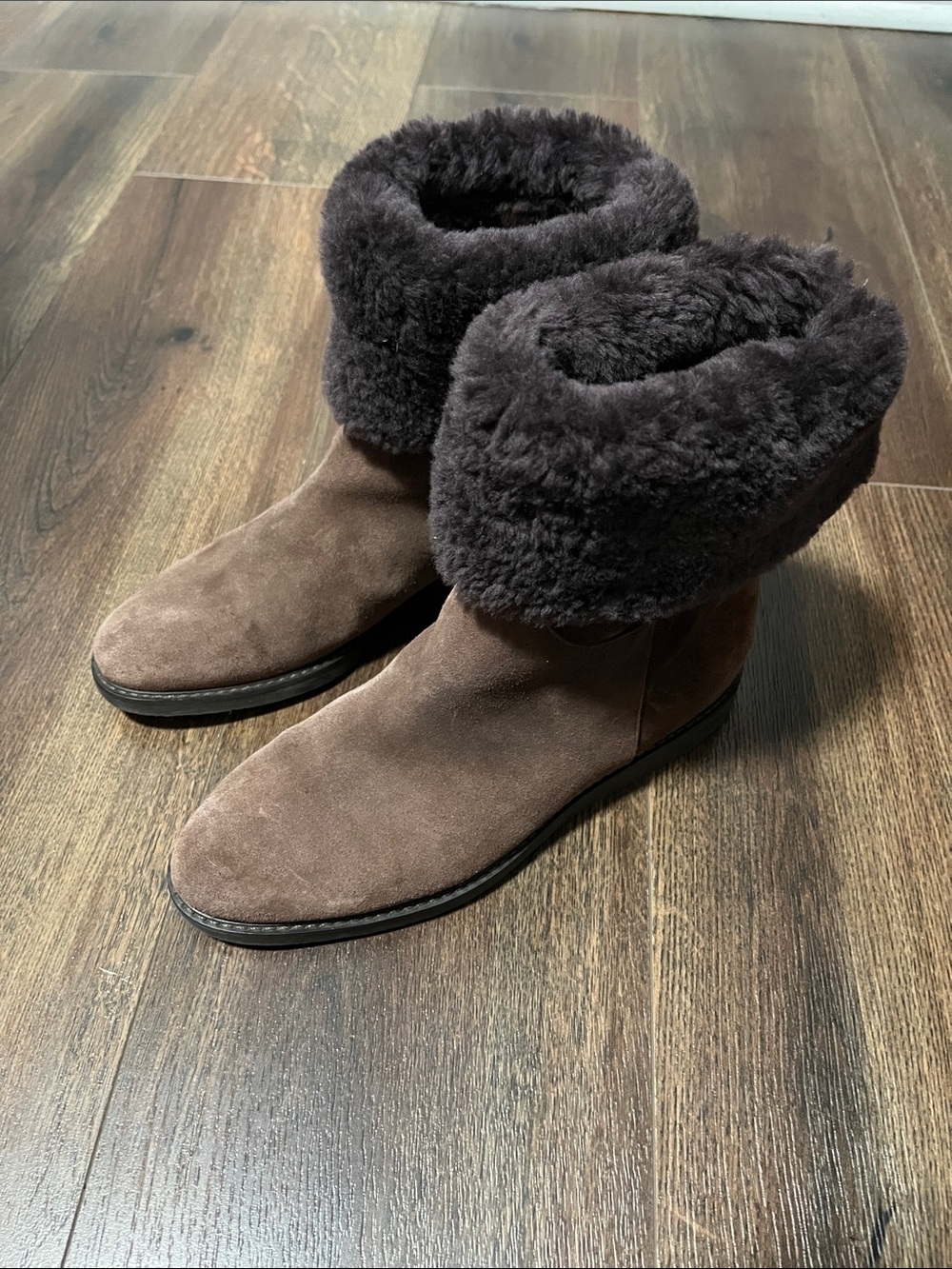 Salvatore Ferragamo Women’s snow  Brown Suede Faux-Fur Cuff Ankle Boots